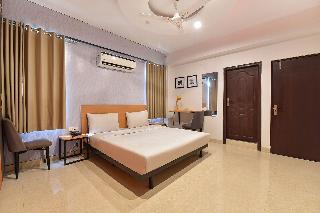 Fabhotel Rushank Palace