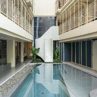 Yanh Ratchawat Hotel