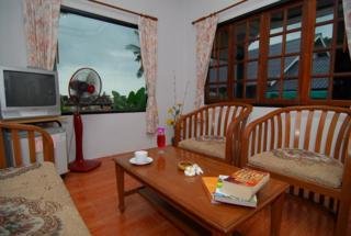 Room thumbnail 8