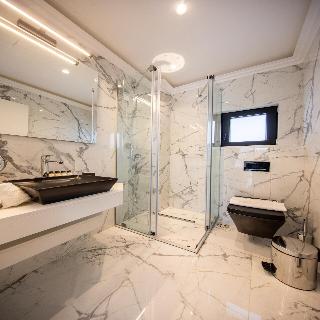 Beach Walk Luxury Suites