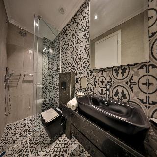 Beach Walk Luxury Suites