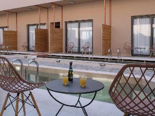 Golden Bee Lifestyle Hotel