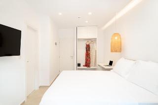 Golden Bee Lifestyle Hotel