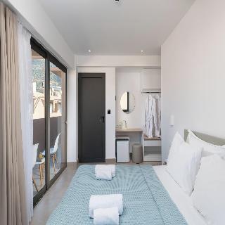 Golden Bee Lifestyle Hotel