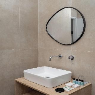 Golden Bee Lifestyle Hotel