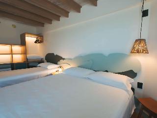 Room Room