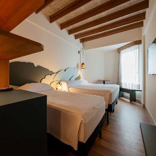 Room Room
