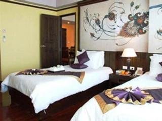 Room thumbnail 4