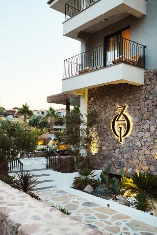 Zoi Cunda Otel