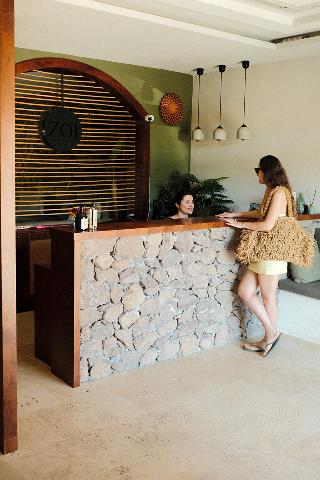 Zoi Cunda Otel