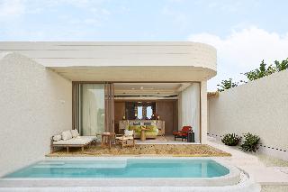 One-Bedroom Sunrise Beach Pool Villa Twin