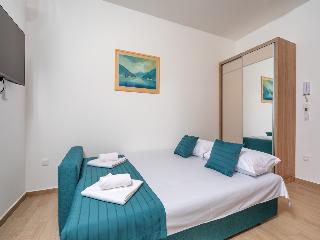 Room Room