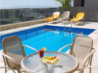 Pool
 di Windsor Asturias