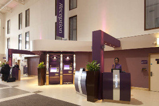 Lobby
 di Premier Inn Heathrow Airport (Bath Road)