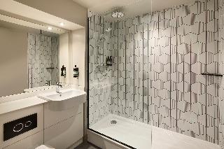 Stay at Premier Inn Lon Heathrow Airport T2 & T3 (Bath Rd)
