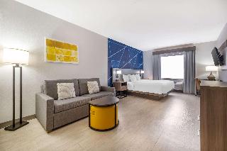 1 King Bed, Suite, Nonsmoking