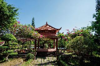 Bai Tu Long Mountain Resort