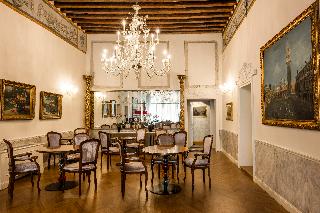 Palazzo Dei Mori
