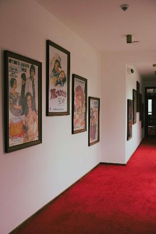 74 Otel