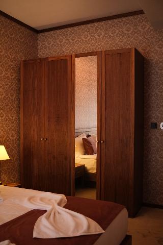 74 Otel