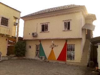 Jerry Cedarwood Guest House