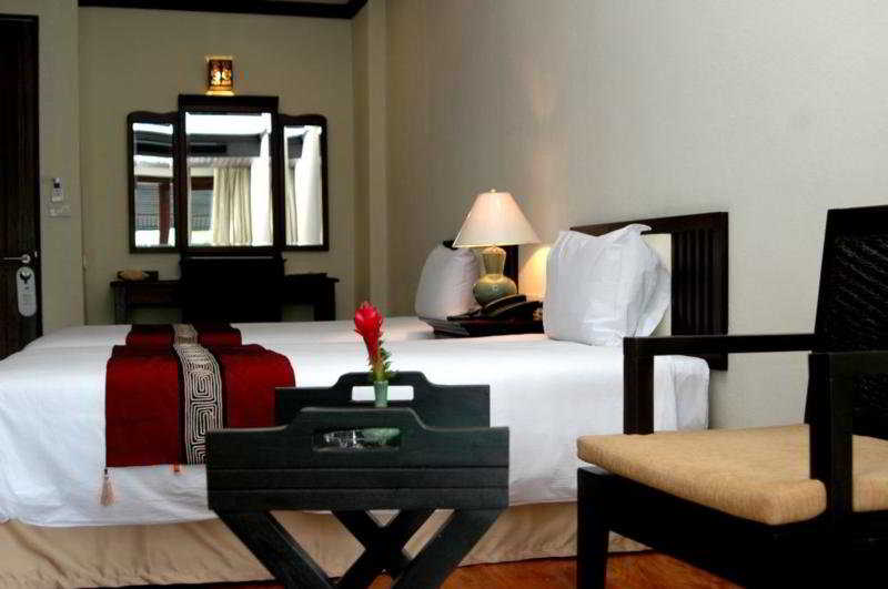 Room thumbnail 2
