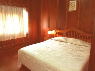 Room thumbnail 2
