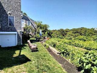 An English Garden Bed Breakfast