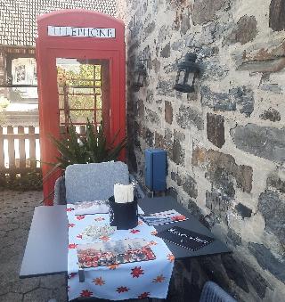 Henblas Hotel