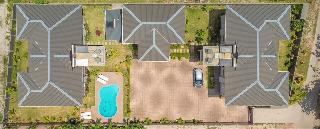 Palm Holiday Apartments