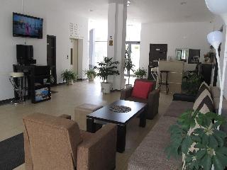 Aparthotel Cote Da Zure