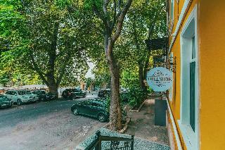 Hillside City Center Hotel