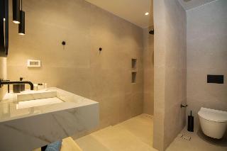 Celine Luxury Apartments Suites