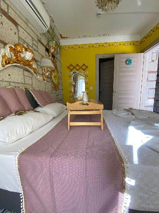 Lamur Otel