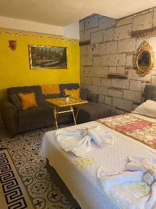 Lamur Otel