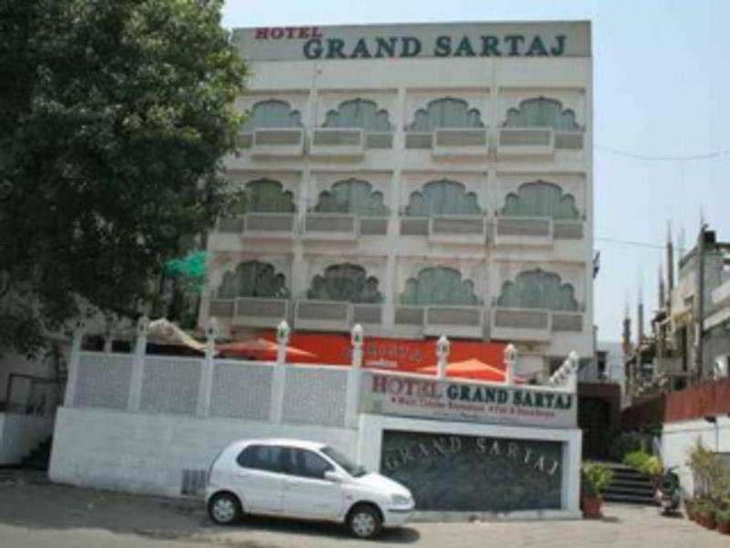 Grand Sartaj - Generell