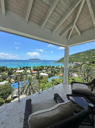Coconut Breeze Villas