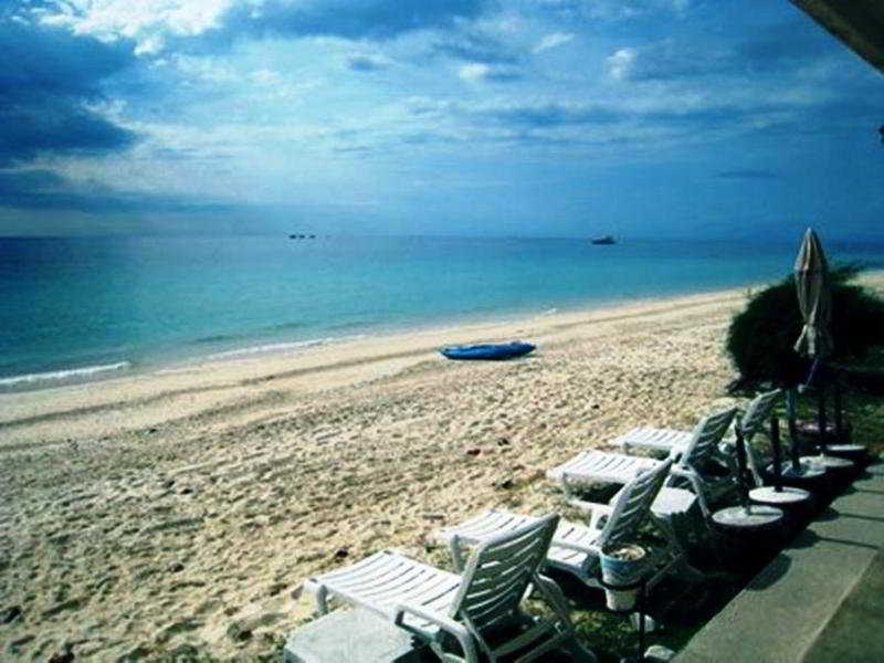 Beach thumbnail 5