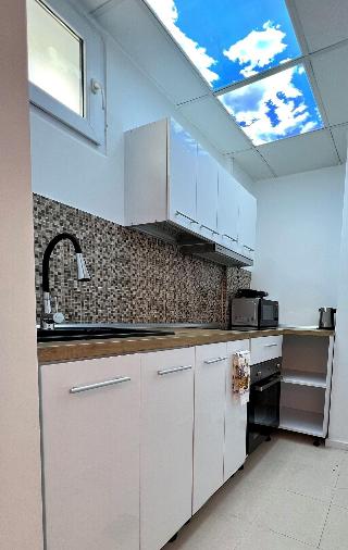 Moise House Kosher Aparthotel