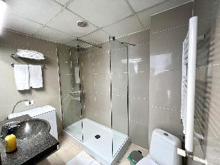 Moise House Kosher Aparthotel