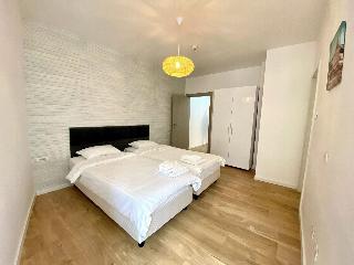 Moise House Kosher Aparthotel
