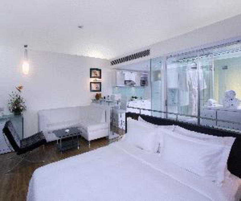 Room
 di St Laurn Suites Pune