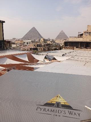 Pyramids Way Inn