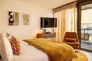 Room Room