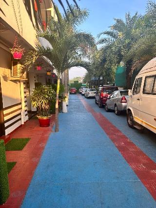 Smj Grand Hotel Mahal
