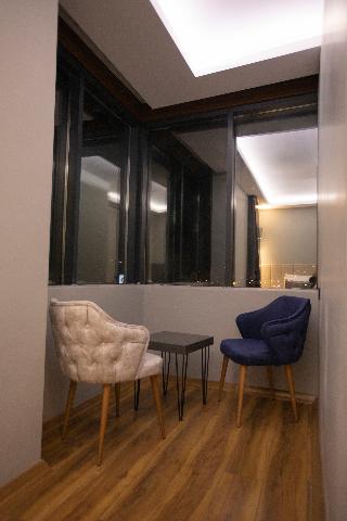 Divares Luxury Hotel