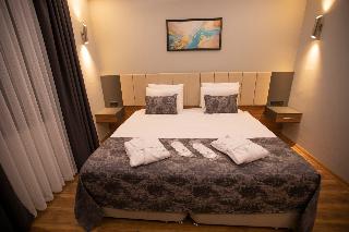 Divares Luxury Hotel