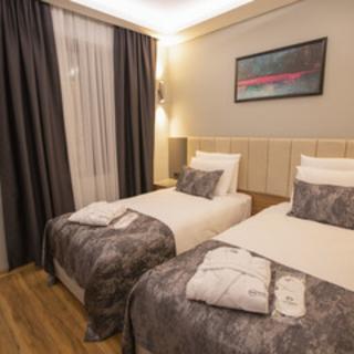 Divares Luxury Hotel