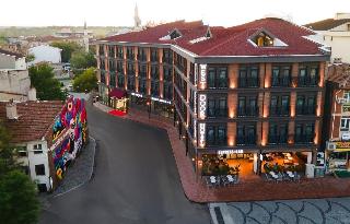 West Door Hotel
