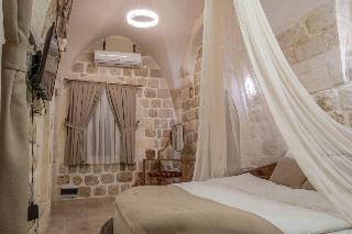 Ana Talia House